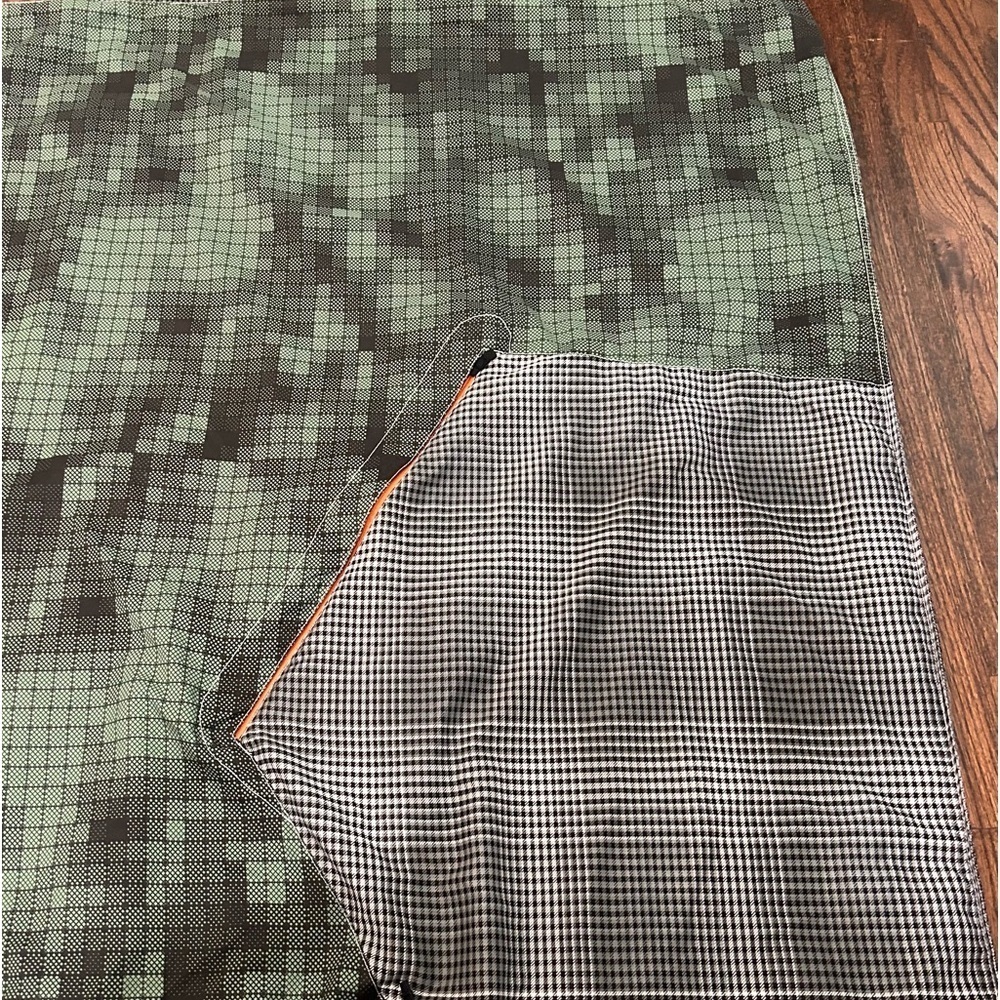 PBteen/Burton Collection Snowboard Jacket Duvet Cover & 2Shams-See Measurements - Picture 6 of 16